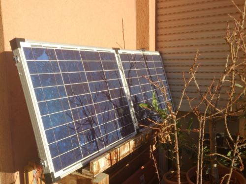 pannelli solari sul balcone